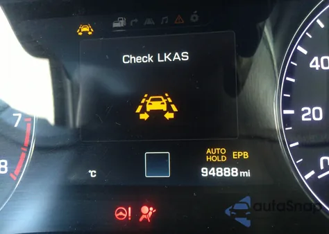 2017 Genesis G80 3.8 from USA, damaged, VIN KMHGN4JE2HU177621